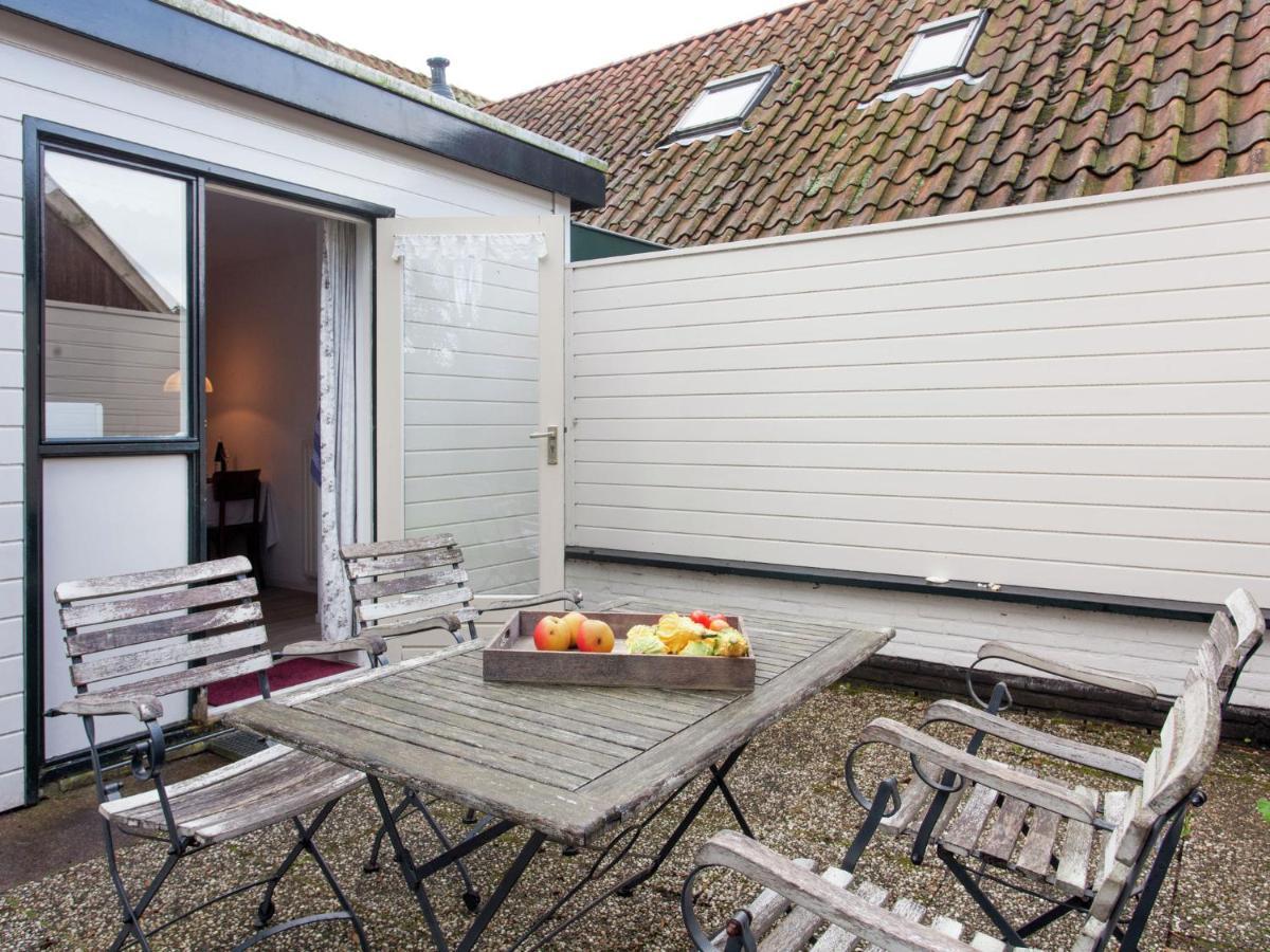Fairytale Cottage In Nes Friesland With Garden Exterior photo