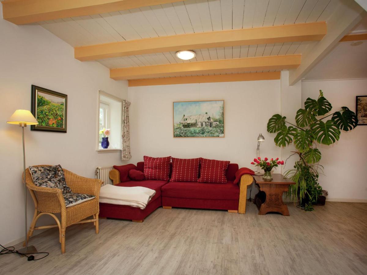 Fairytale Cottage In Nes Friesland With Garden Exterior photo