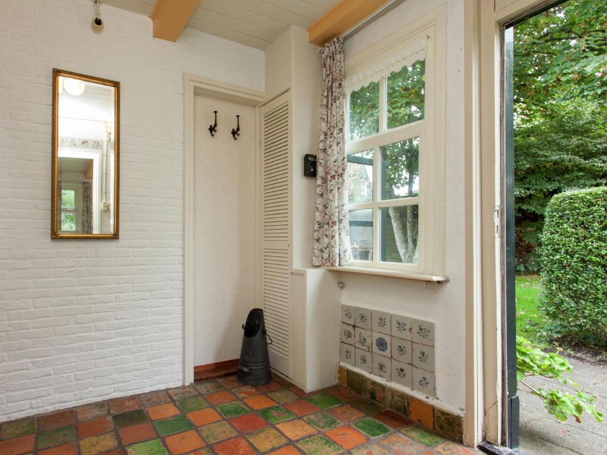 Fairytale Cottage In Nes Friesland With Garden Exterior photo