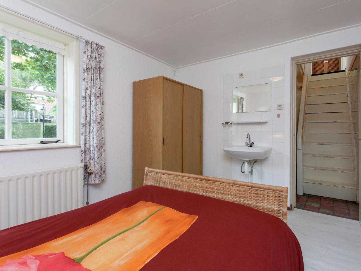 Fairytale Cottage In Nes Friesland With Garden Exterior photo